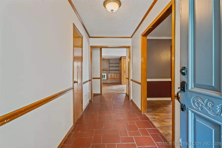 926 Sandstone Drive, Bartlesville, OK 74006 - Image #3