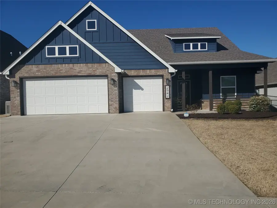 2942 N Briarwood Avenue, Catoosa, OK 74015 - #3
