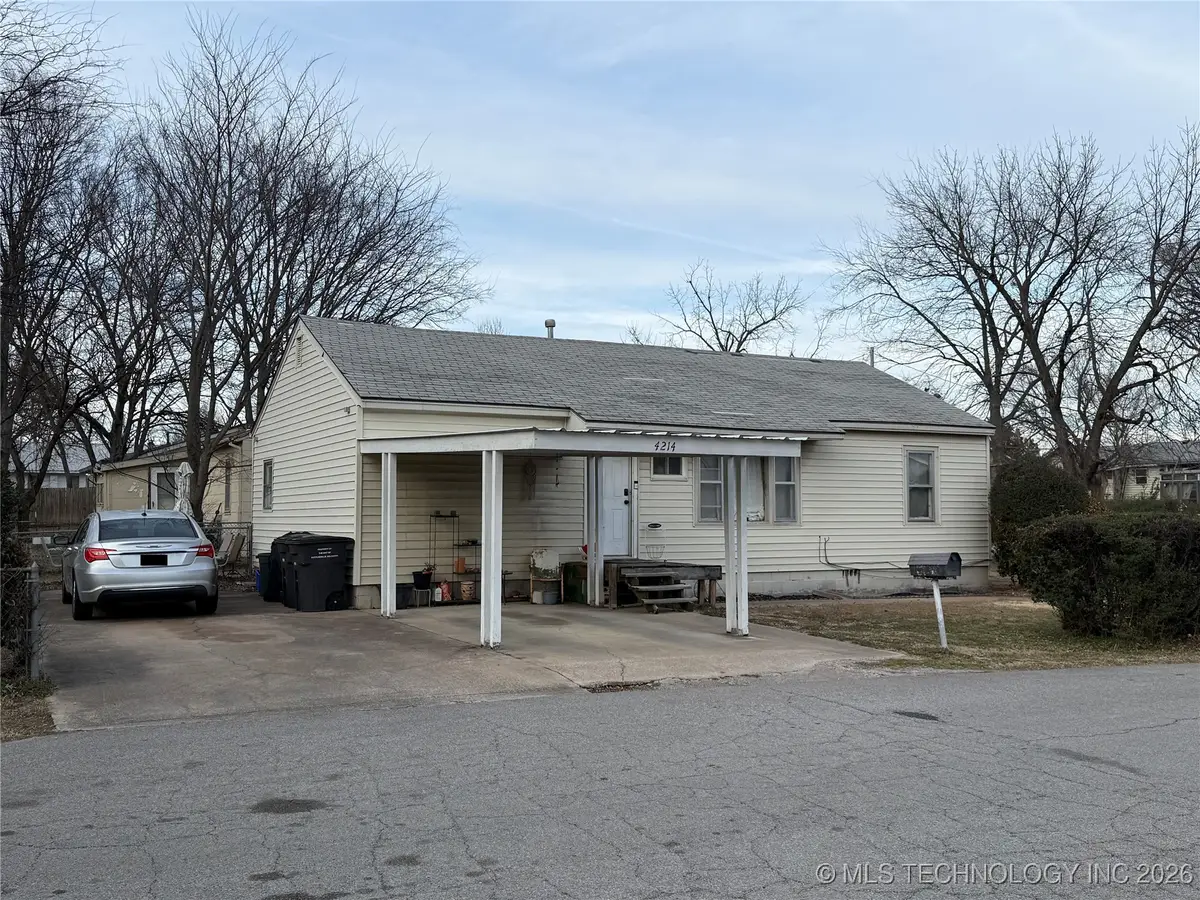 4214 SE Kentucky Street, Bartlesville, OK 74006 - Image #1
