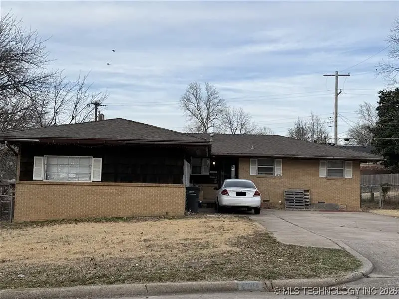 4704 Cornell Drive, Bartlesville, OK 74006 - Image #1