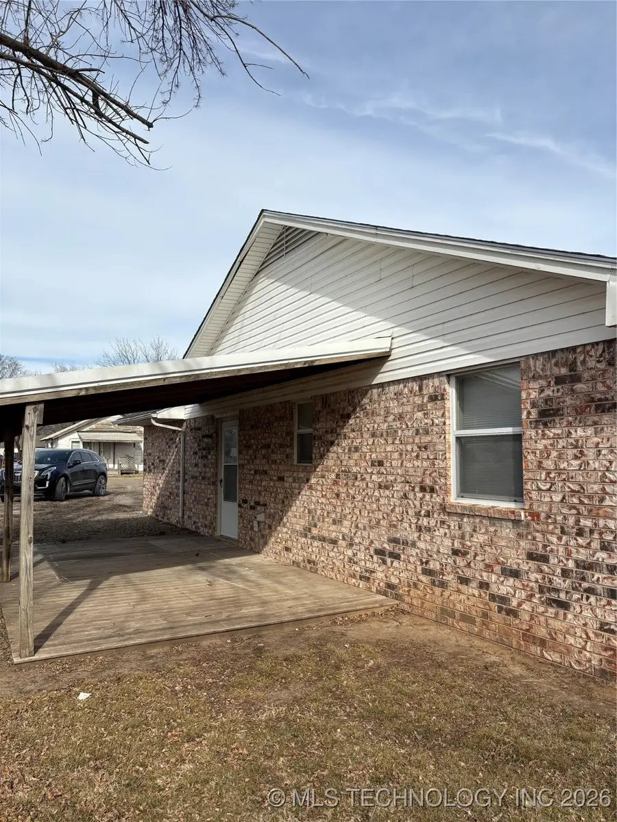 1001 E Pecan Street, Cushing, OK 74023 - Image #3