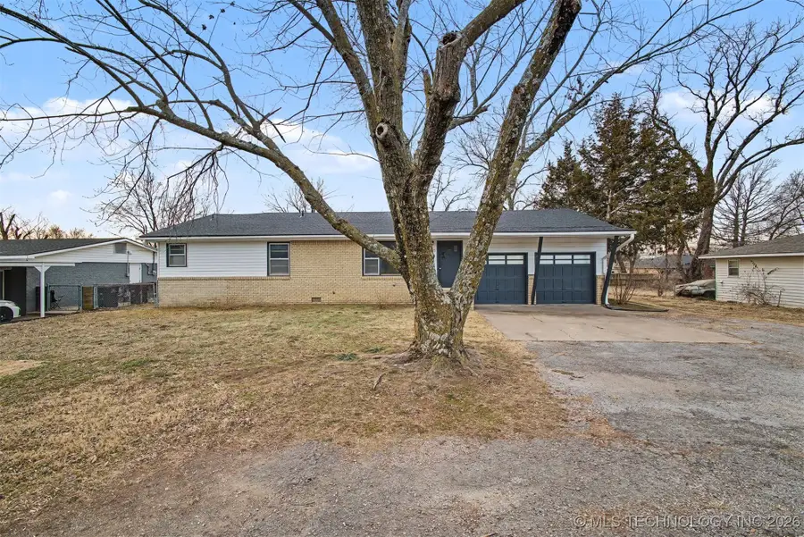 3813 Limestone, Bartlesville, OK 74006 - Image #2