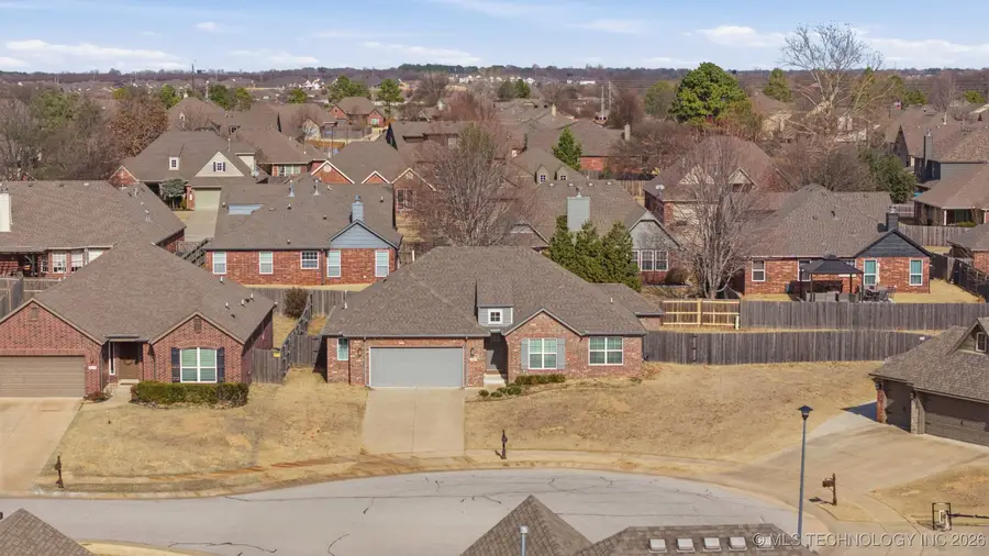 2604 W Natchez Street, Broken Arrow, OK 74011 - Image #3