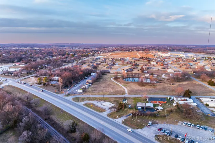 25901 E 51 Highway, Broken Arrow, OK 74014 - Image #3