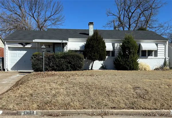 1903 S Columbia Avenue, Tulsa, OK 74104