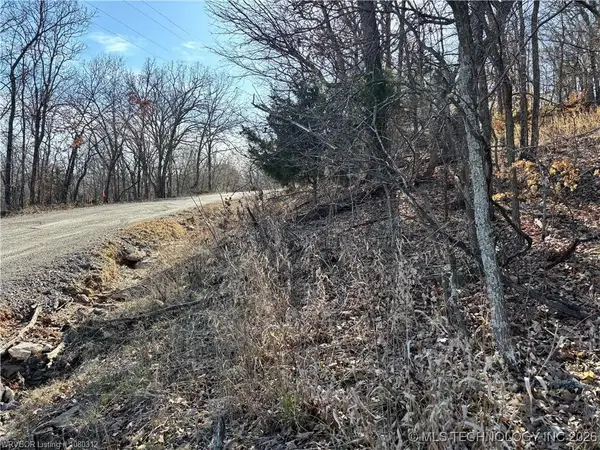 W Kelsey Drive, Cookson, OK 74451