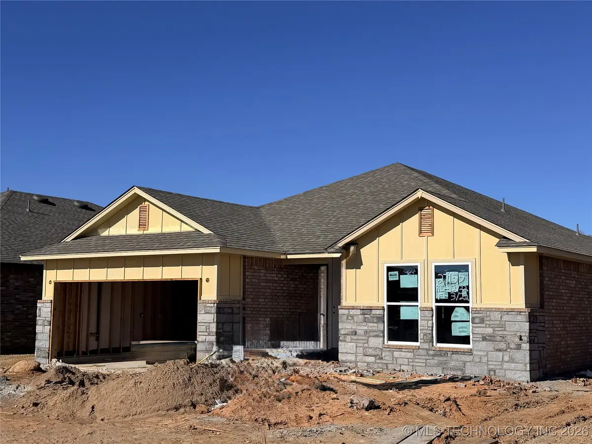 27155 E 109th Street S, Coweta, OK 74429 - #1