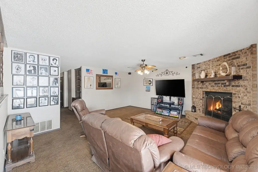 428 N Spruce Avenue, Bartlesville, OK 74006 - Image #3