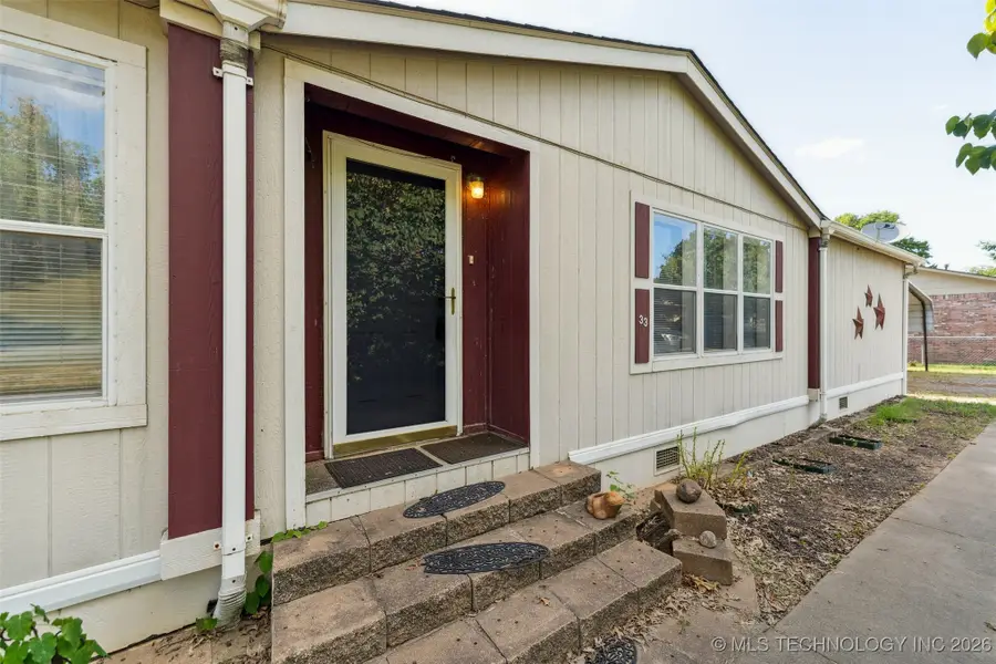 33 E Center Street, Salina, OK 74365 - #3