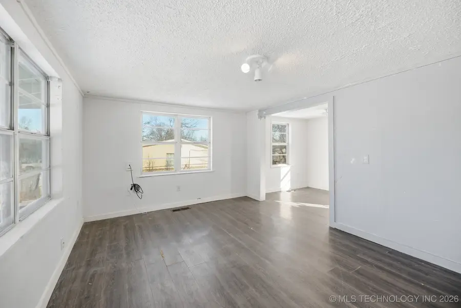 219 S Ash Street, Kellyville, OK 74039 - #3