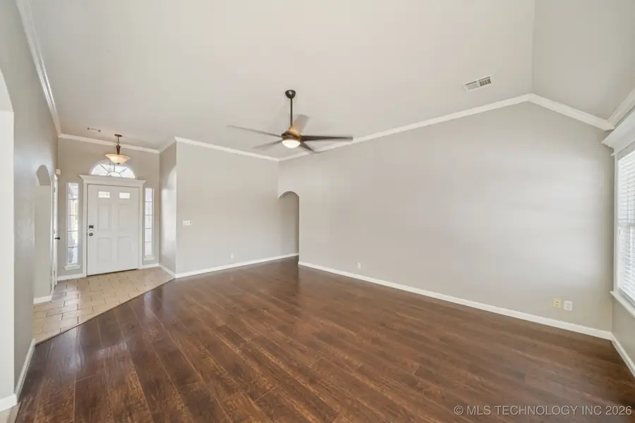 4980 E Chestnut Drive, Claremore, OK 74019 - #3