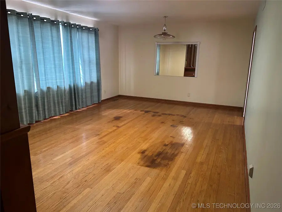 2512 Hilltop Avenue, Muskogee, OK 74403 - Image #2