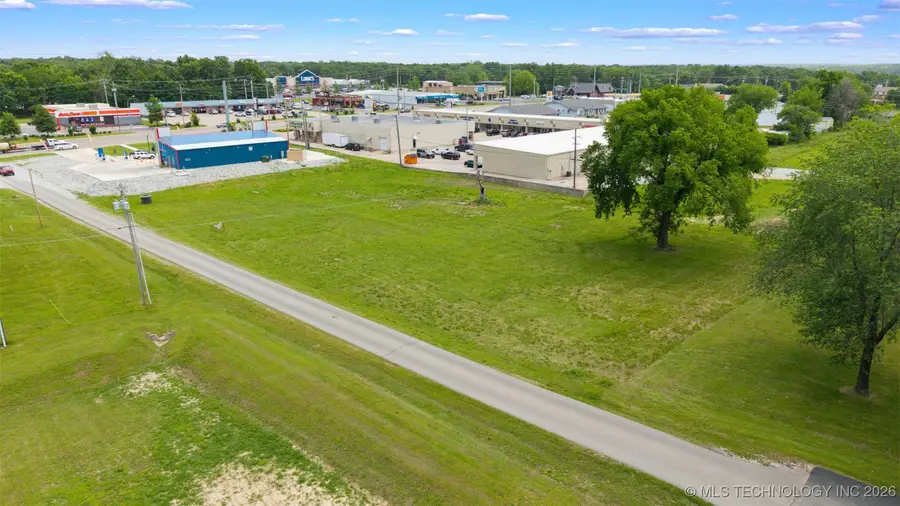 S Main Street, Grove, OK 74344 - #2