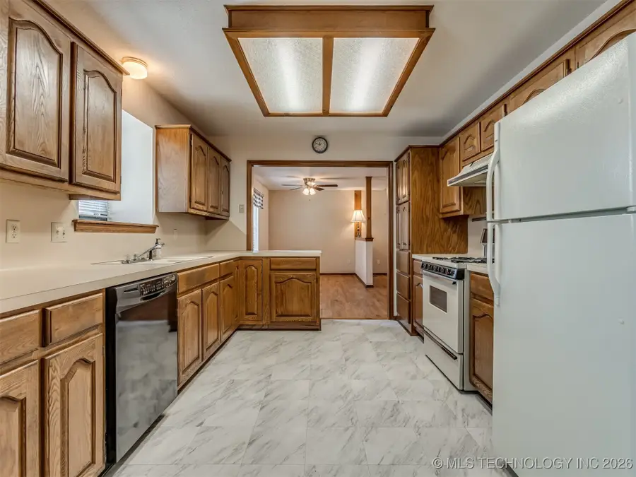 1509 S Cypress Avenue, Broken Arrow, OK 74012 - #3