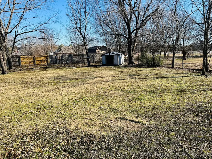 1805 S Osage Avenue, Skiatook, OK 74070 - Image #2