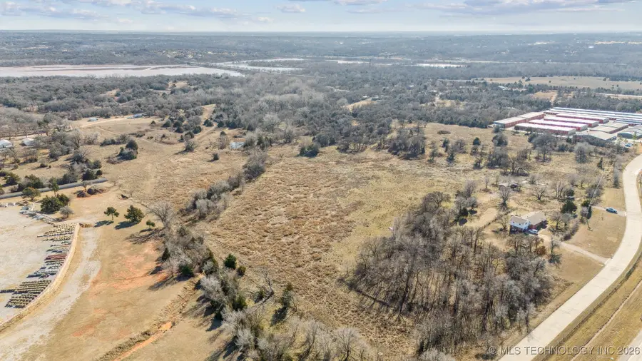 4200 E I-35 Highway, Edmond, OK 73013 - #2