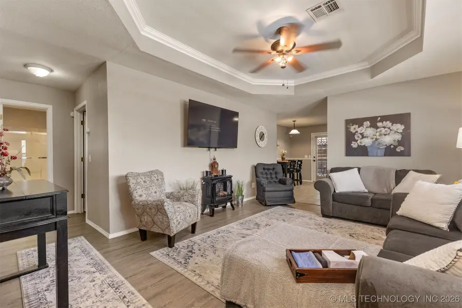 702 S Division Street, Sapulpa, OK 74066 - #3