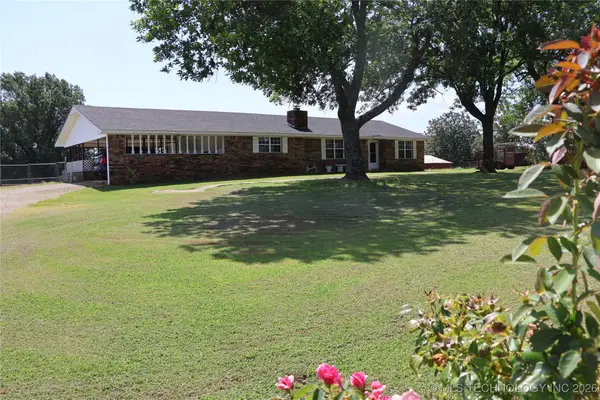 37280 Morris Creek, Howe, OK 74940