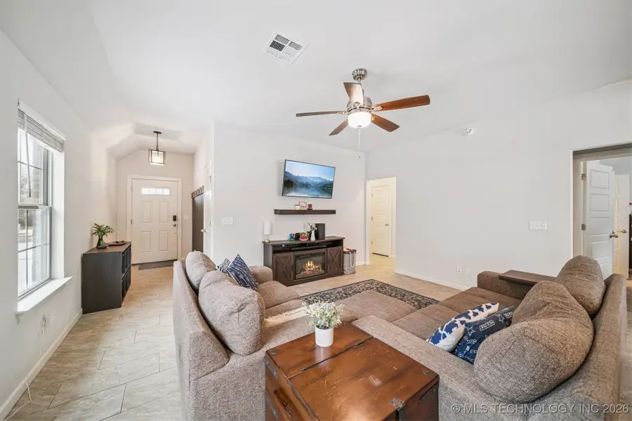 408 N 13th Street, Collinsville, OK 74021 - Image #3