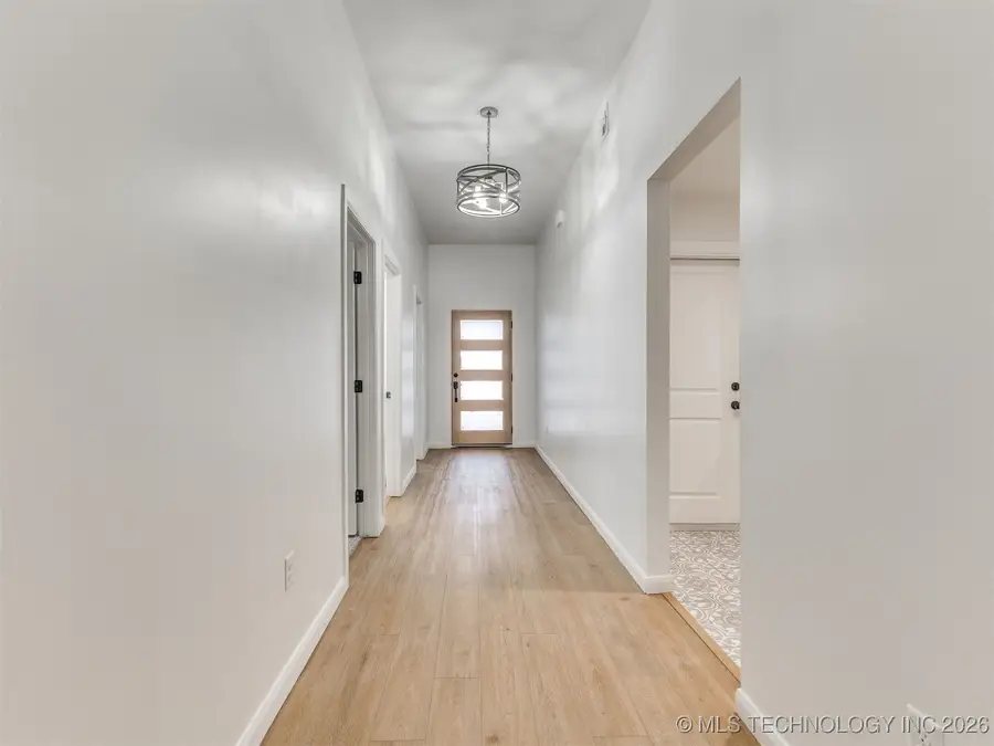 730 E 38th Street N, Tulsa, OK 74106 - #3