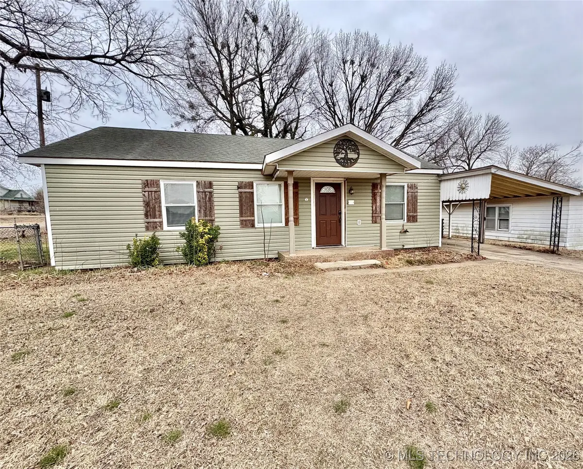 313 E Ash Avenue, Fort Gibson, OK 74434 - Image #1