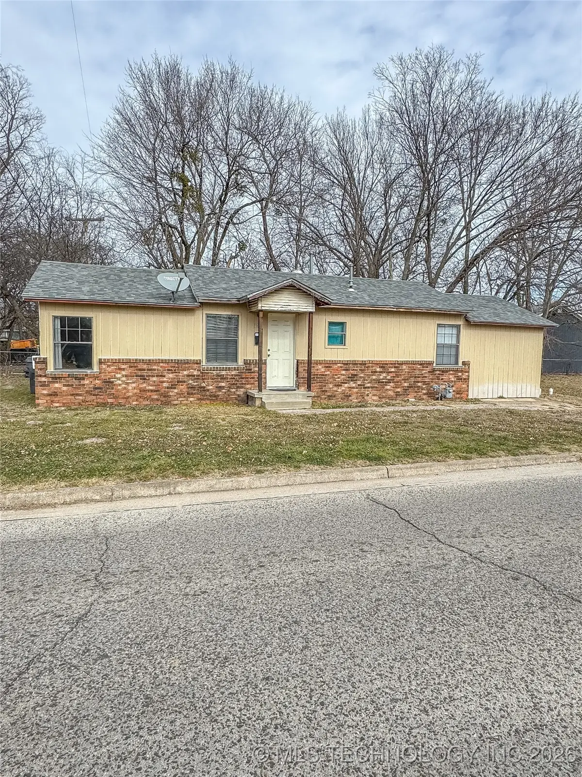 211 10th Se, Ardmore, OK 73401 - Image #1