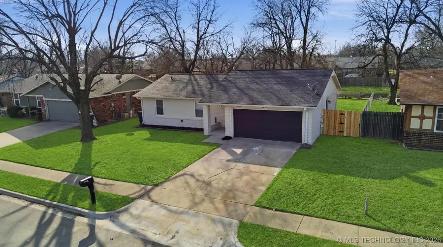 7806 N 121st East Avenue, Owasso, OK 74055 - #2