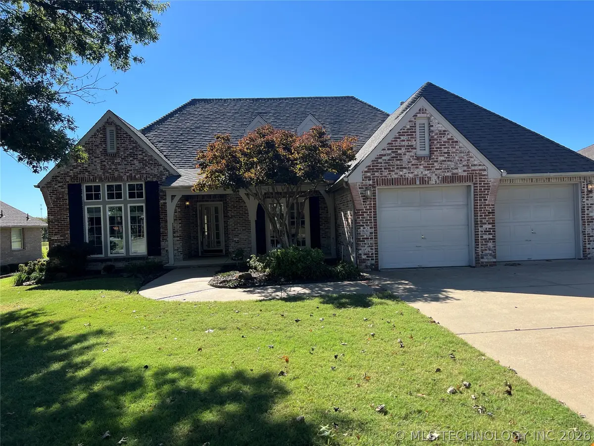 3311 Heritage Drive, Claremore, OK 74019 - #1