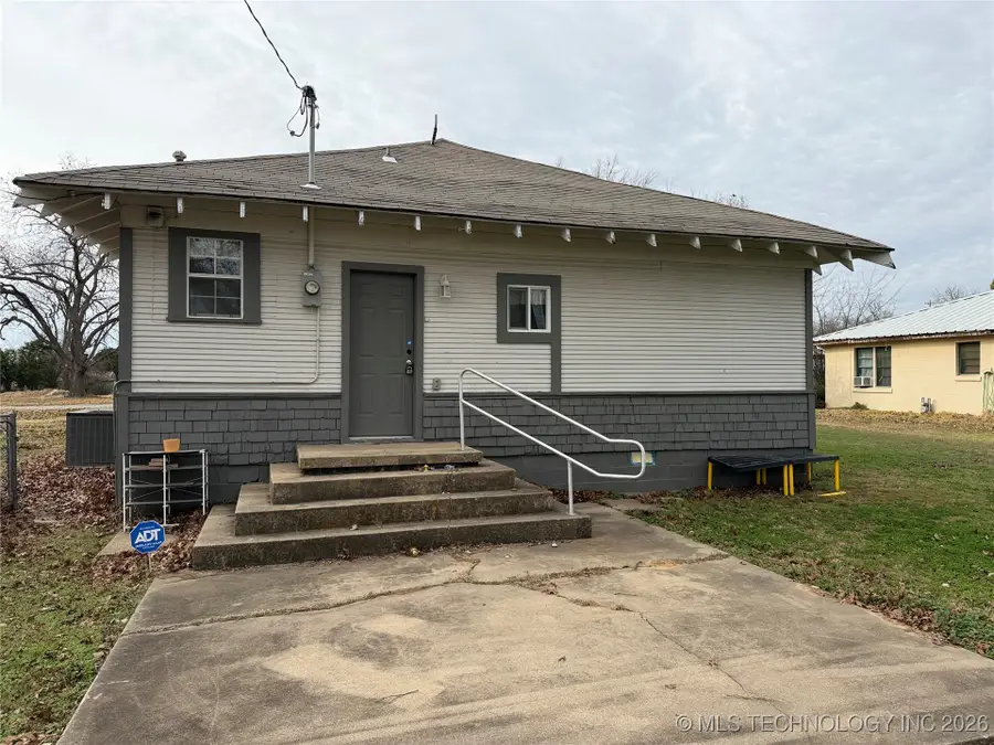 912 Culbertson Sw, Ardmore, OK 73401 - Image #2
