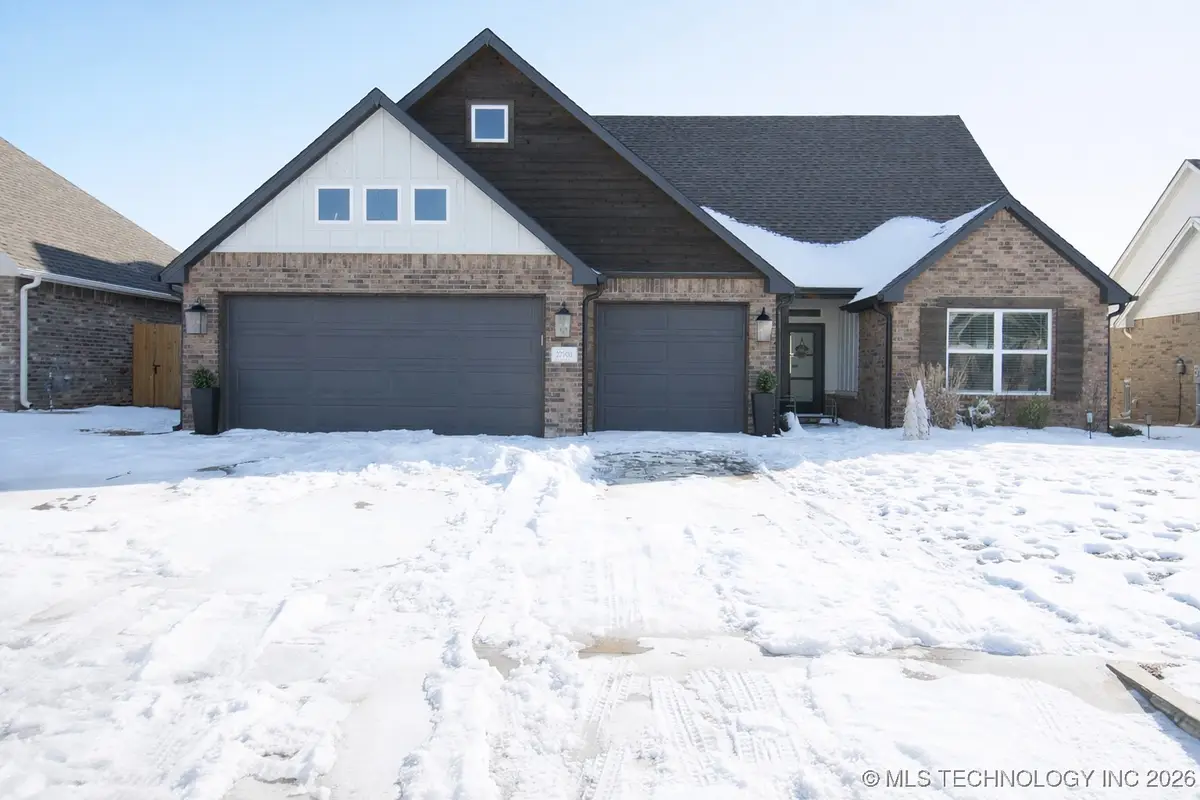 27900 E 107th Street S, Coweta, OK 74429 - #1