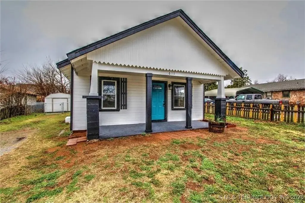 611 N Van Buren, Blanchard, OK 73010 - #1