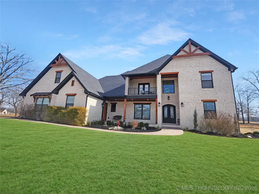 982 Edgewater Boulevard, Tahlequah, OK 74464 - Image #2