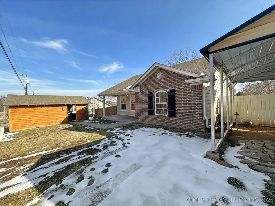 305 S Moccasin Avenue, Tahlequah, OK 74464 - Image #2