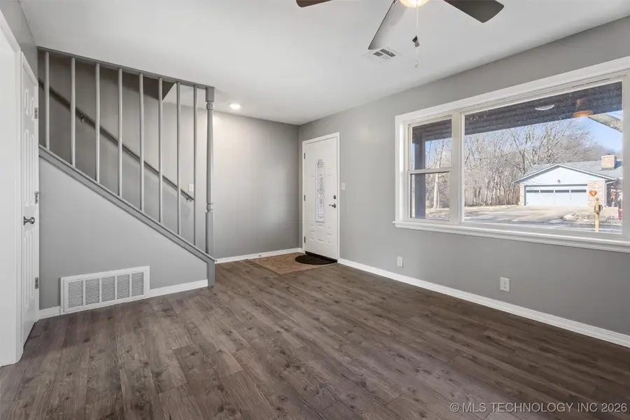 426 W 6th Street, Dewey, OK 74029 - #3