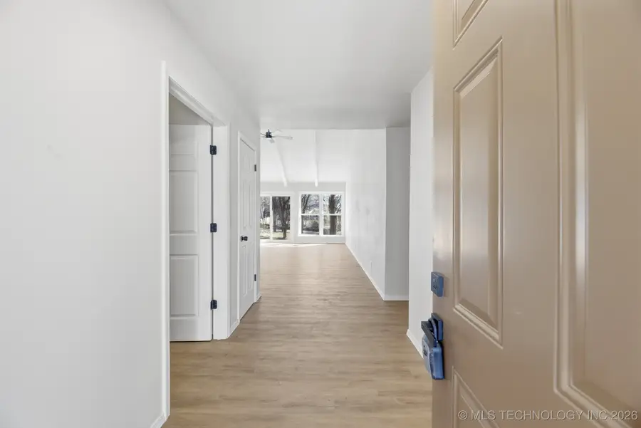 1213 S Oak Avenue, Broken Arrow, OK 74012 - #3