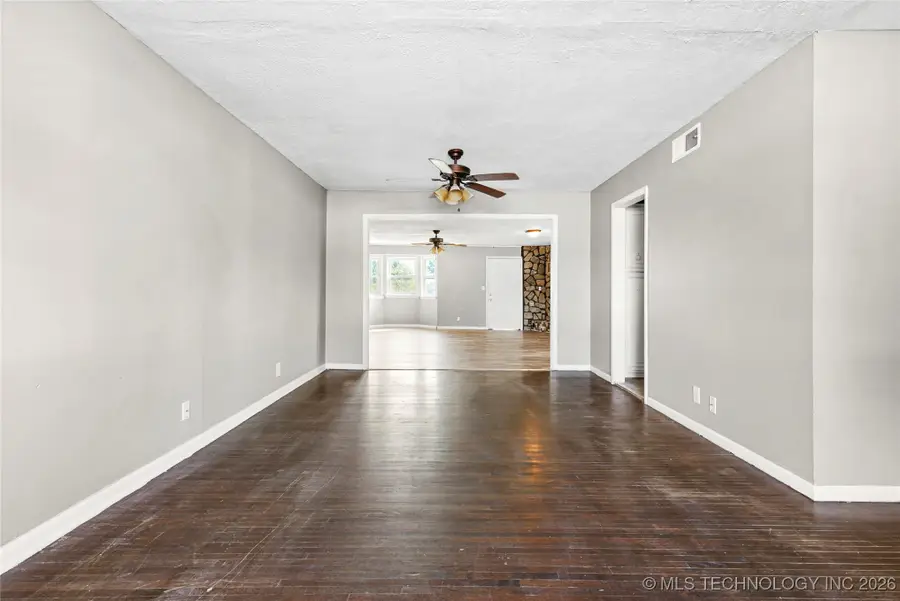 4855 S Maybelle Avenue, Tulsa, OK 74107 - Image #3