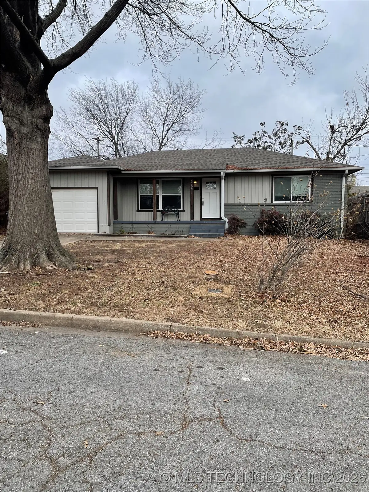 5709 E 24th Street, Tulsa, OK 74114 - Image #1