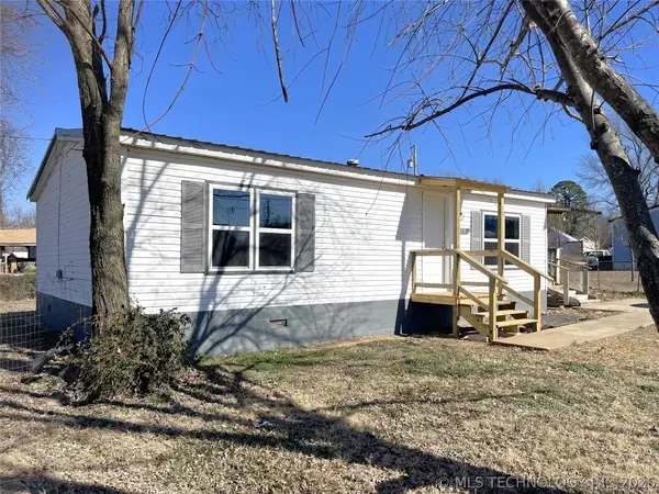 413 W Willow Street, Stilwell, OK 74960