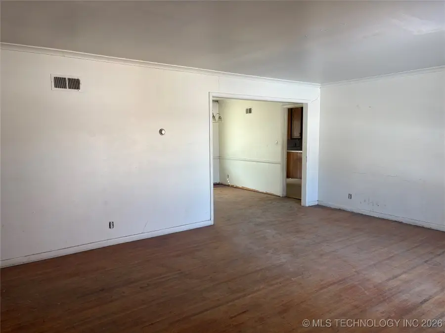 3820 S Pittsburg Avenue S, Tulsa, OK 74135 - Image #3