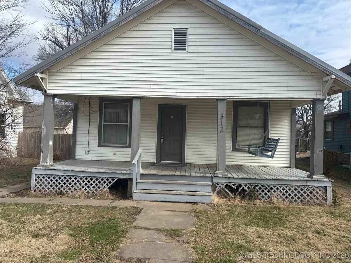 312 S Chickasaw Avenue, Bartlesville, OK 74003 - #1