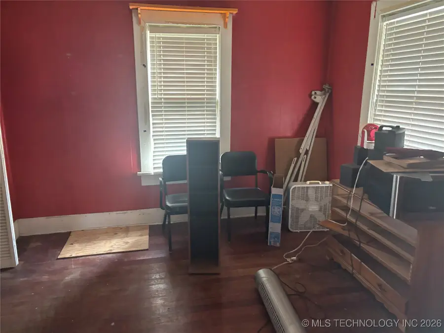 312 S Chickasaw Avenue, Bartlesville, OK 74003 - #3