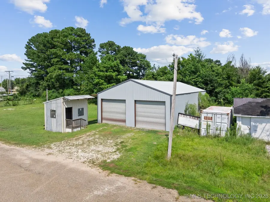 206 Industrial Avenue, Idabel, OK 74745 - #2