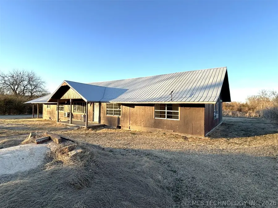 203 W Hanover, Hoyt, OK 74472 - #2