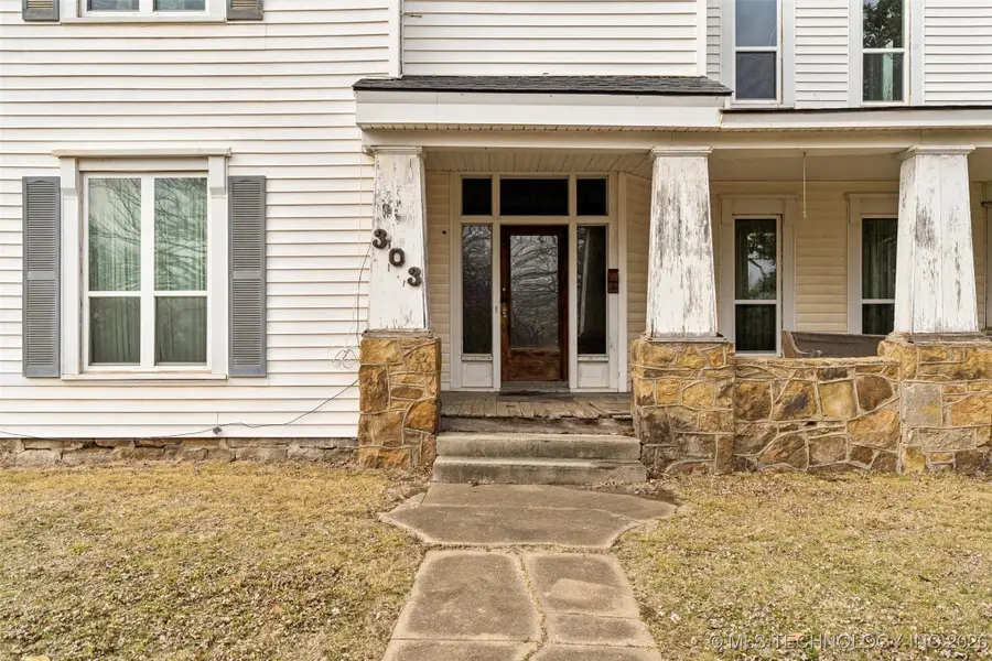 303 N Smith, Vinita, OK 74301 - #2