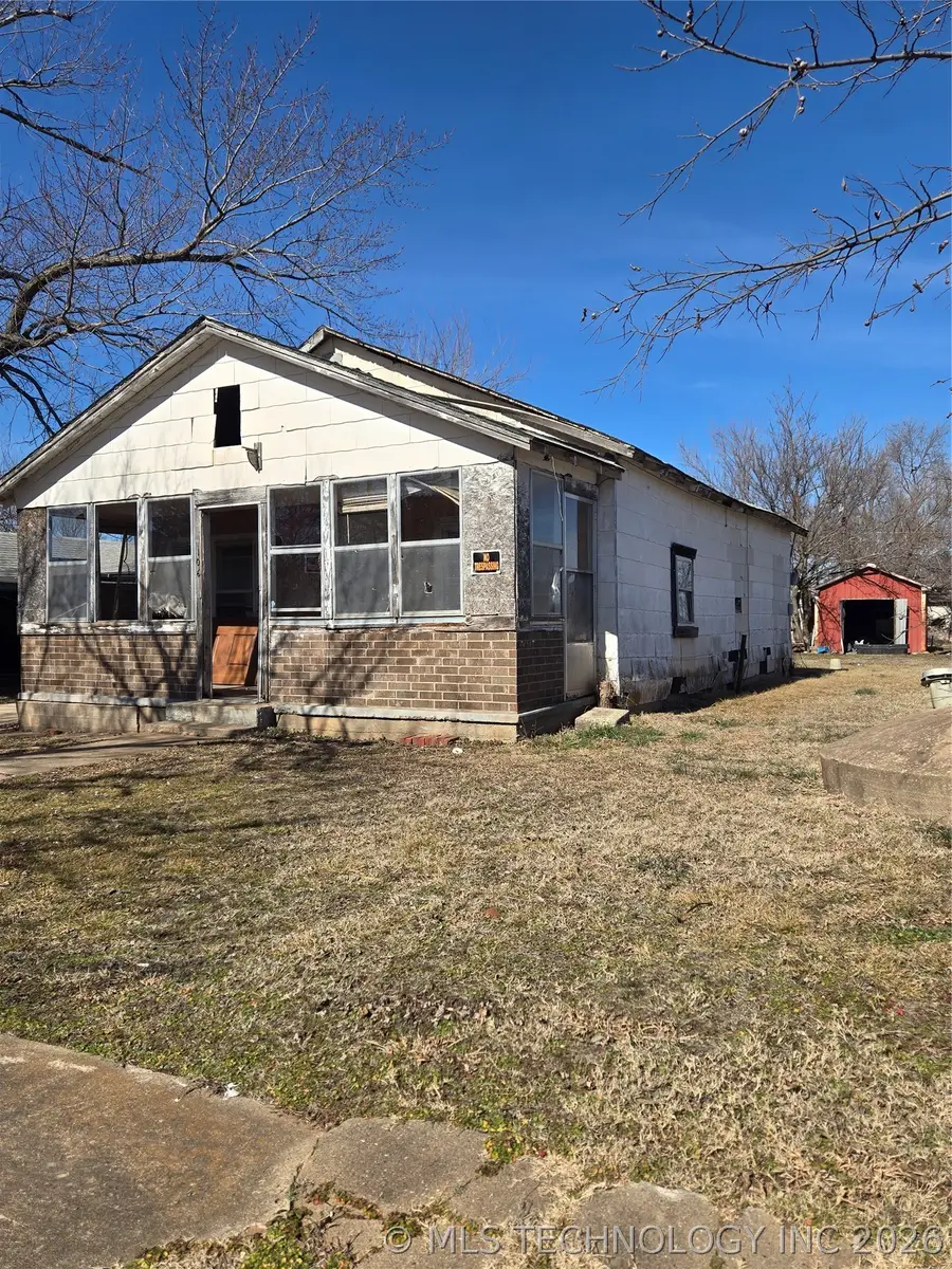 106 W Greenlee, Cushing, OK 74023 - #2