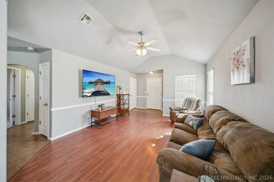 12304 S 270th East Avenue, Coweta, OK 74429 - #2