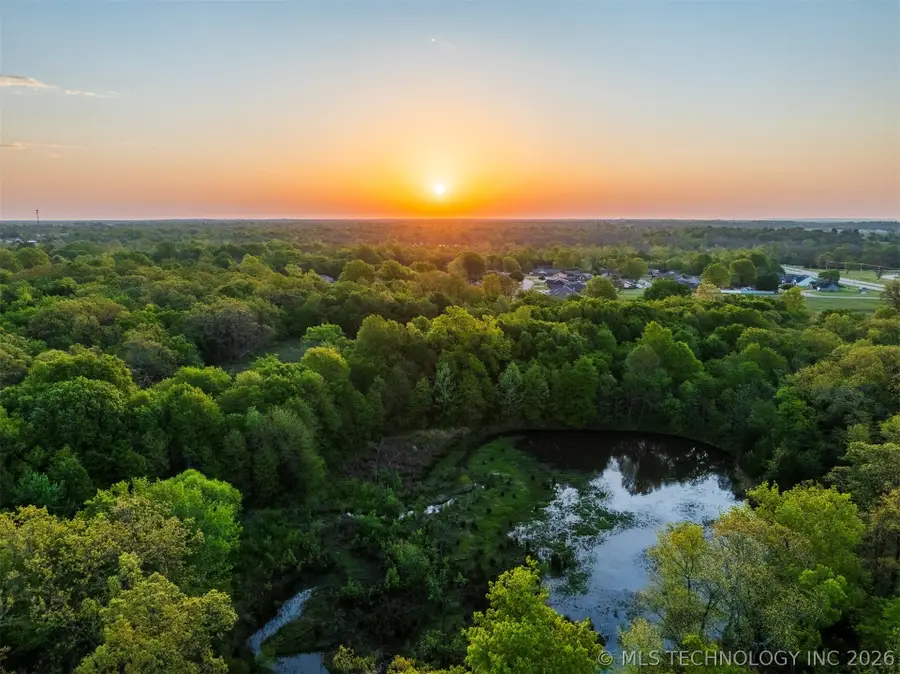 2200 E Southbrook Avenue, Okmulgee, OK 74447 - #3