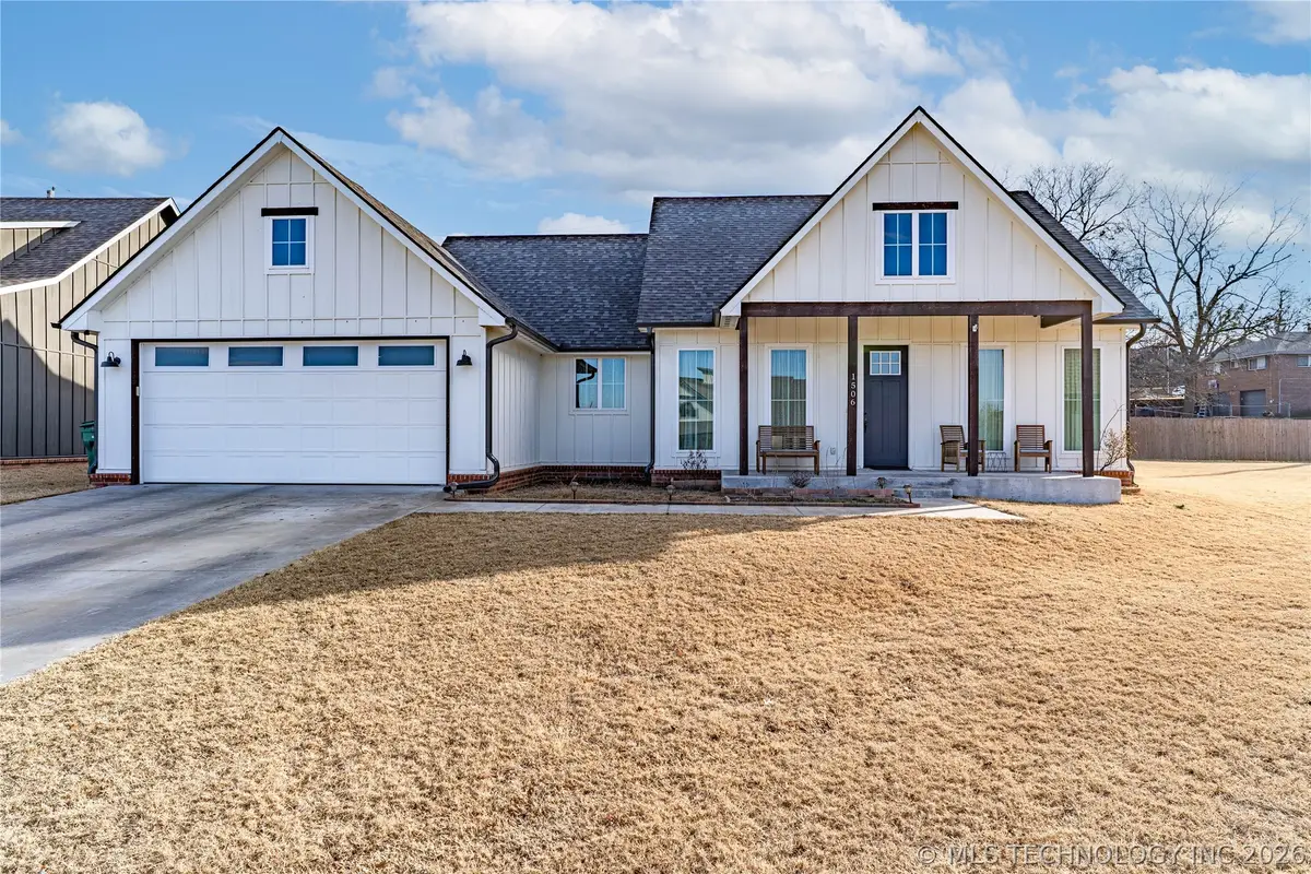 1506 University Circle, Sapulpa, OK 74066 - #1