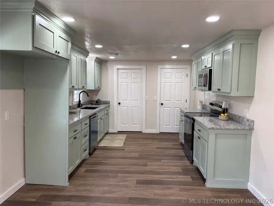 723 Roff Street Ne, Ardmore, OK 73401 - #3