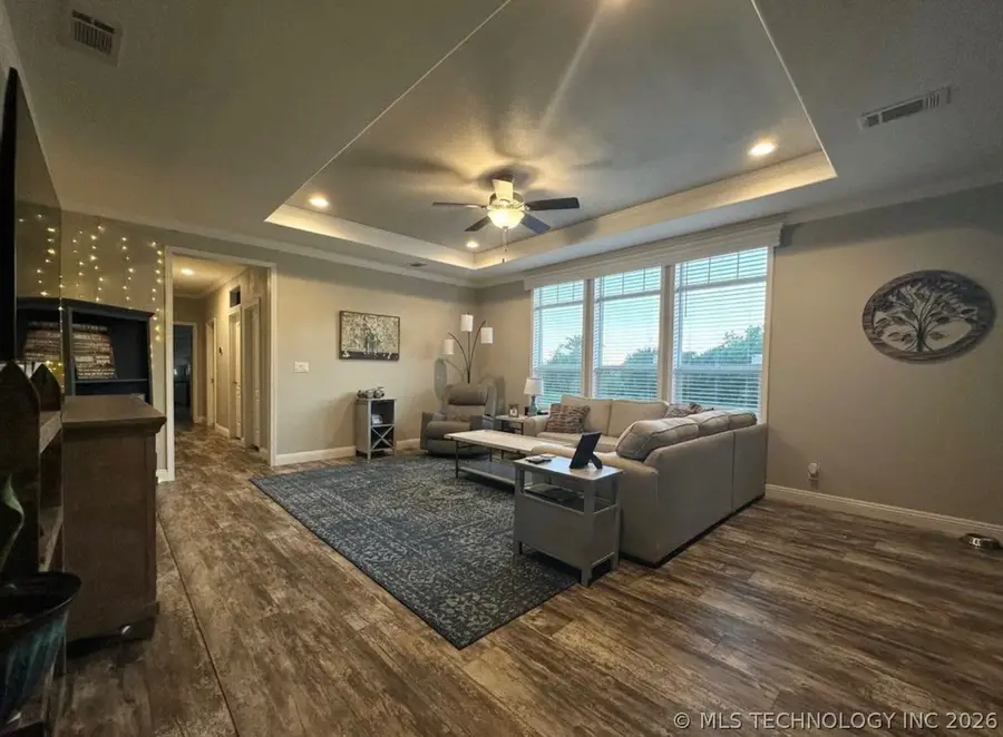 20277 S 270 Road, Henryetta, OK 74437 - #2